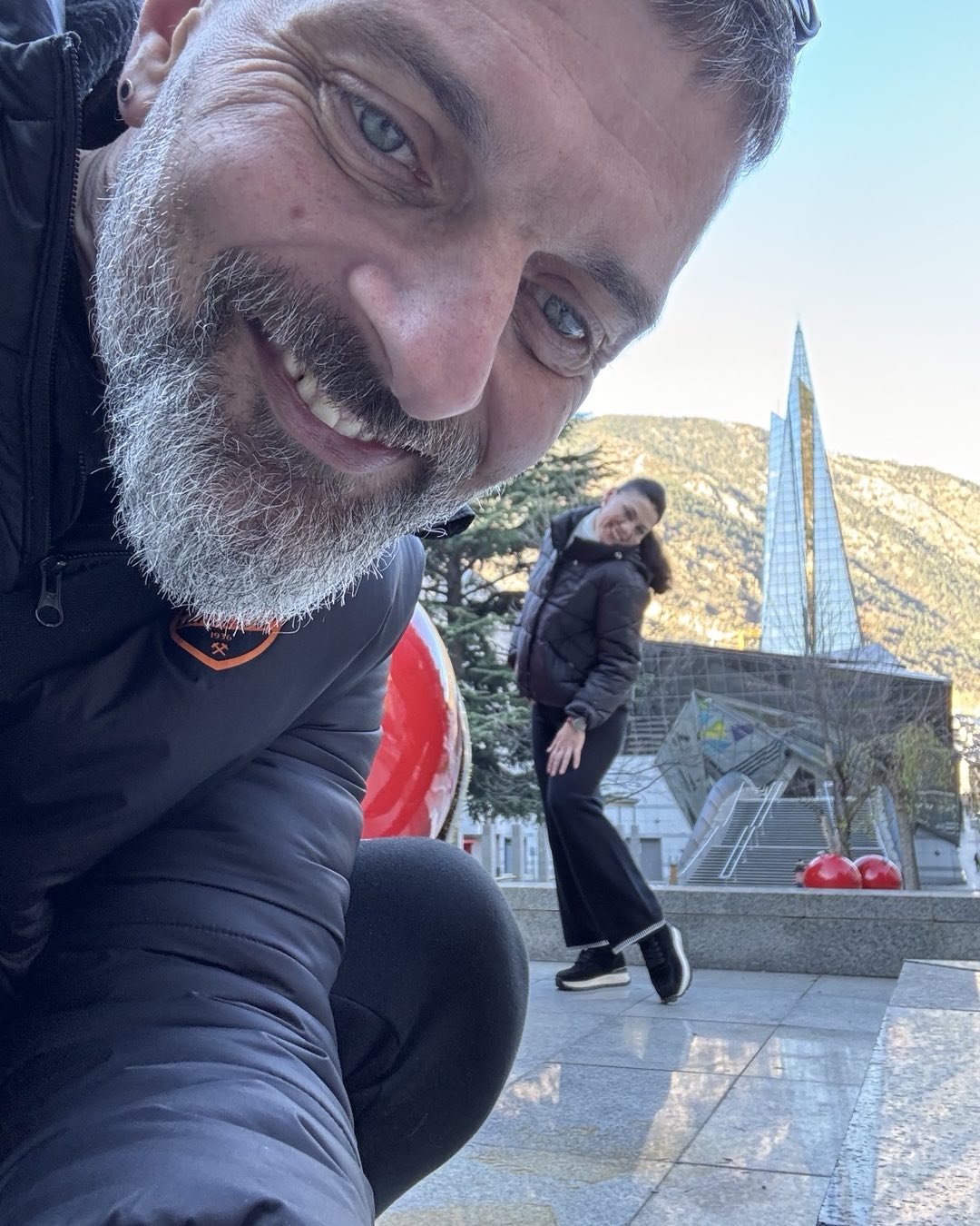 Захисник "Азовсталі" Михайло Діанов вперше показав свою наречену (фото)